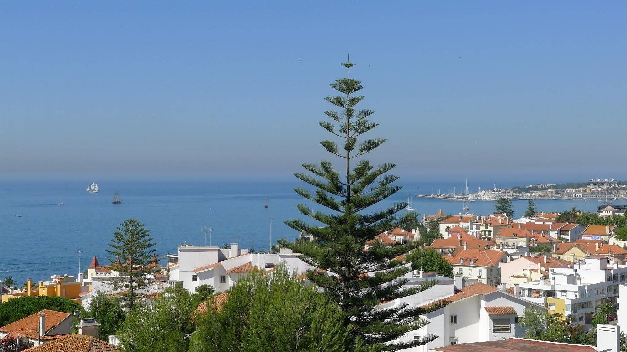 Dolce Vita Guesthouse Estoril Exterior photo