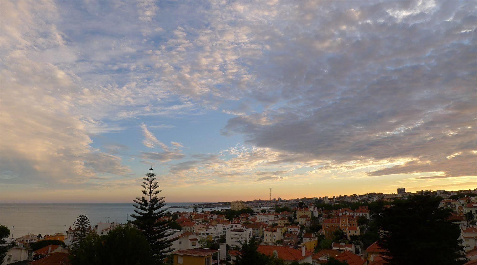 Dolce Vita Guesthouse Estoril Exterior photo